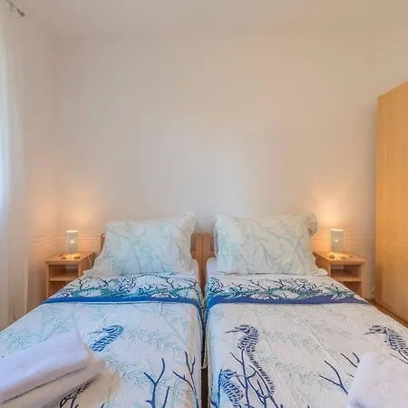 Dado Apartament *