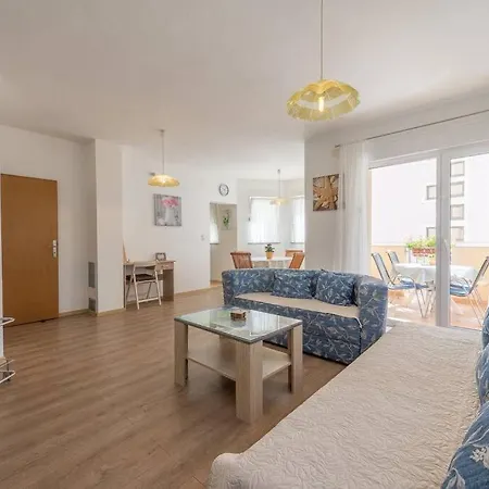 Apartament Dado *