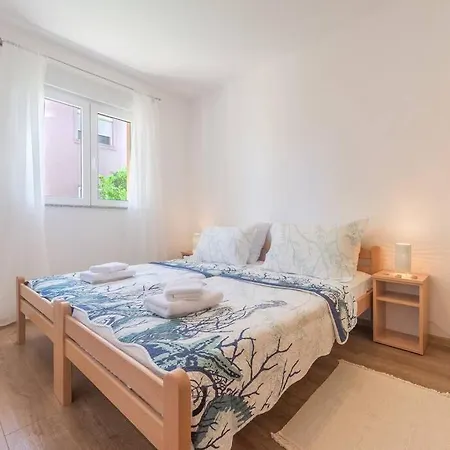 Apartament Dado *